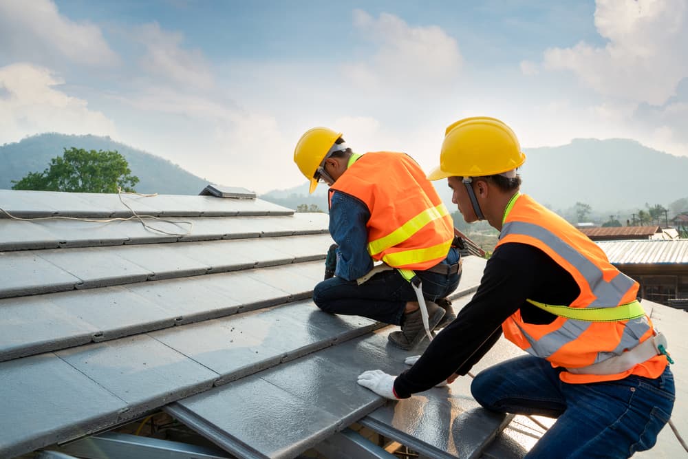 roof repair in Country Club CA